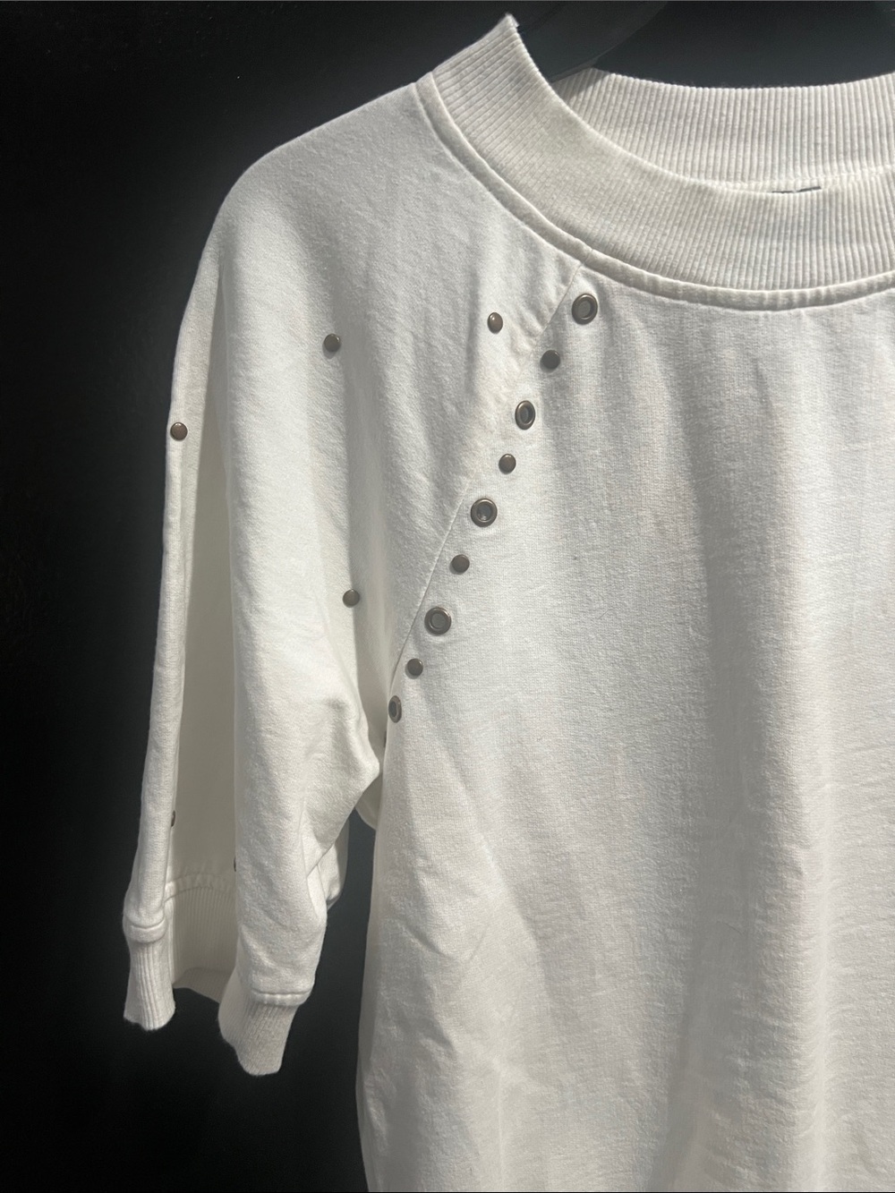 Anthropologie | White Short Sleeved Top | Size Medium - Picture 5 of 11